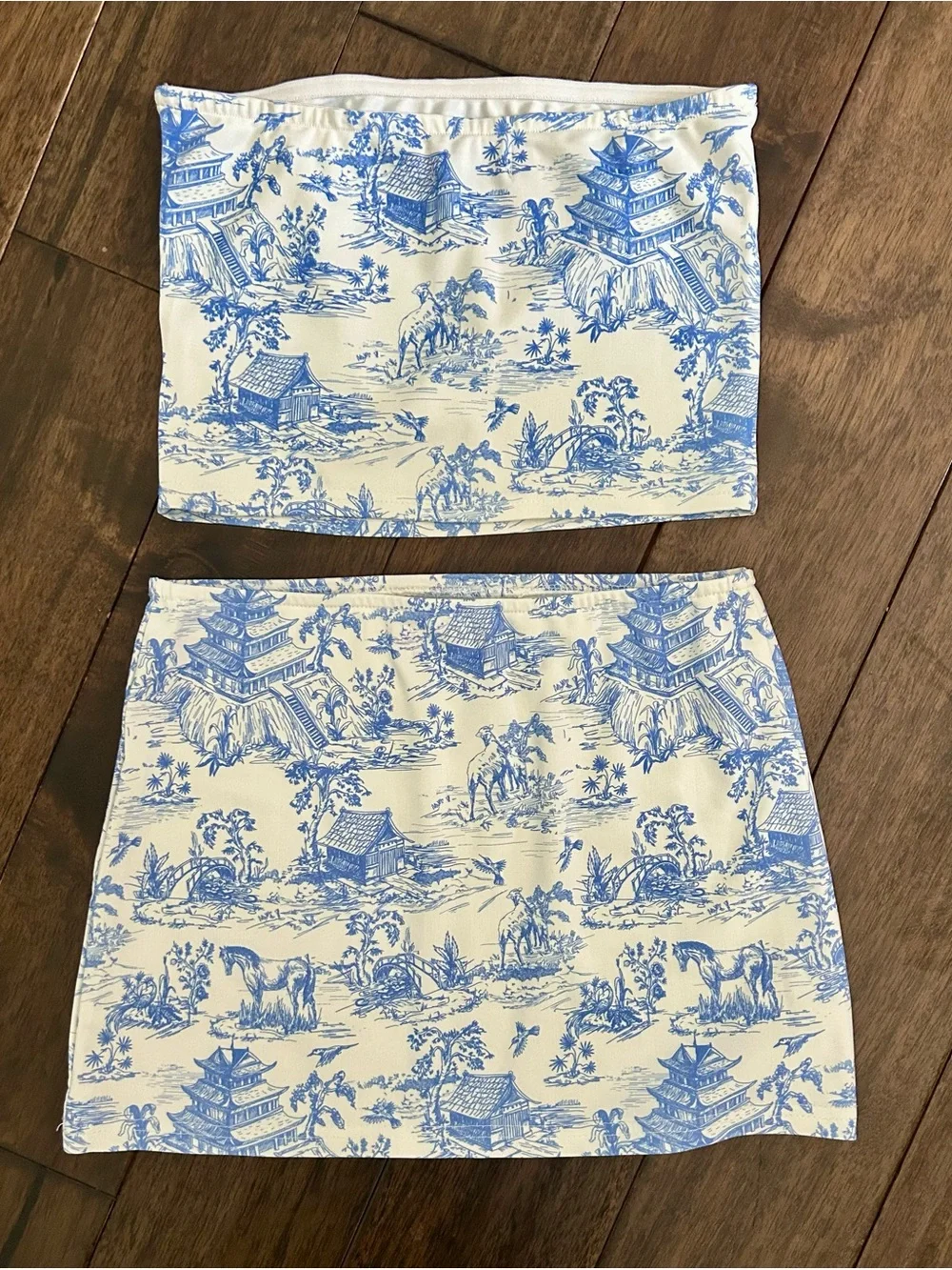 Edikted Blue & Cream Toile Print Strapless Top & Mini Skirt Set Size Small NWOT
